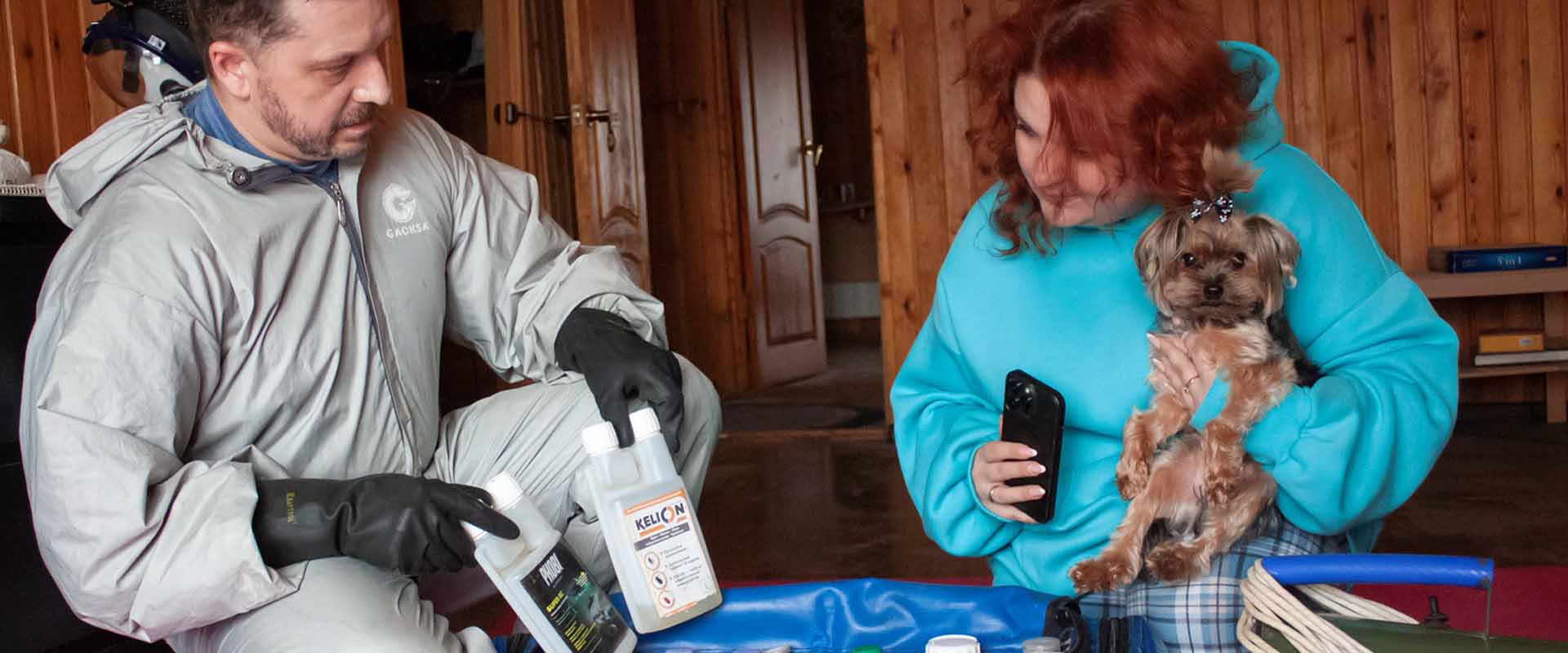 фото: Уничтожение блох в помещениях, домах и квартирах по поселке Московской области Молодёжный и области.